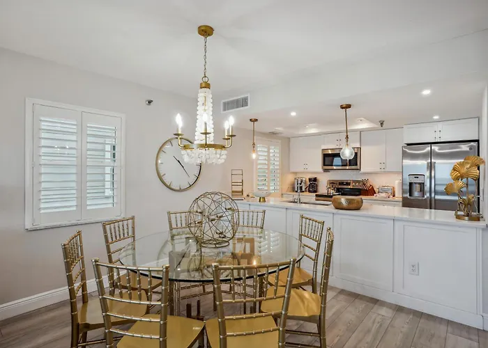 Pelican Pointe 5b Clearwater Beach